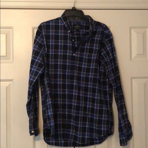 American Eagle button up